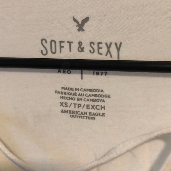 Off the shoulder Top - Picture 3 of 4